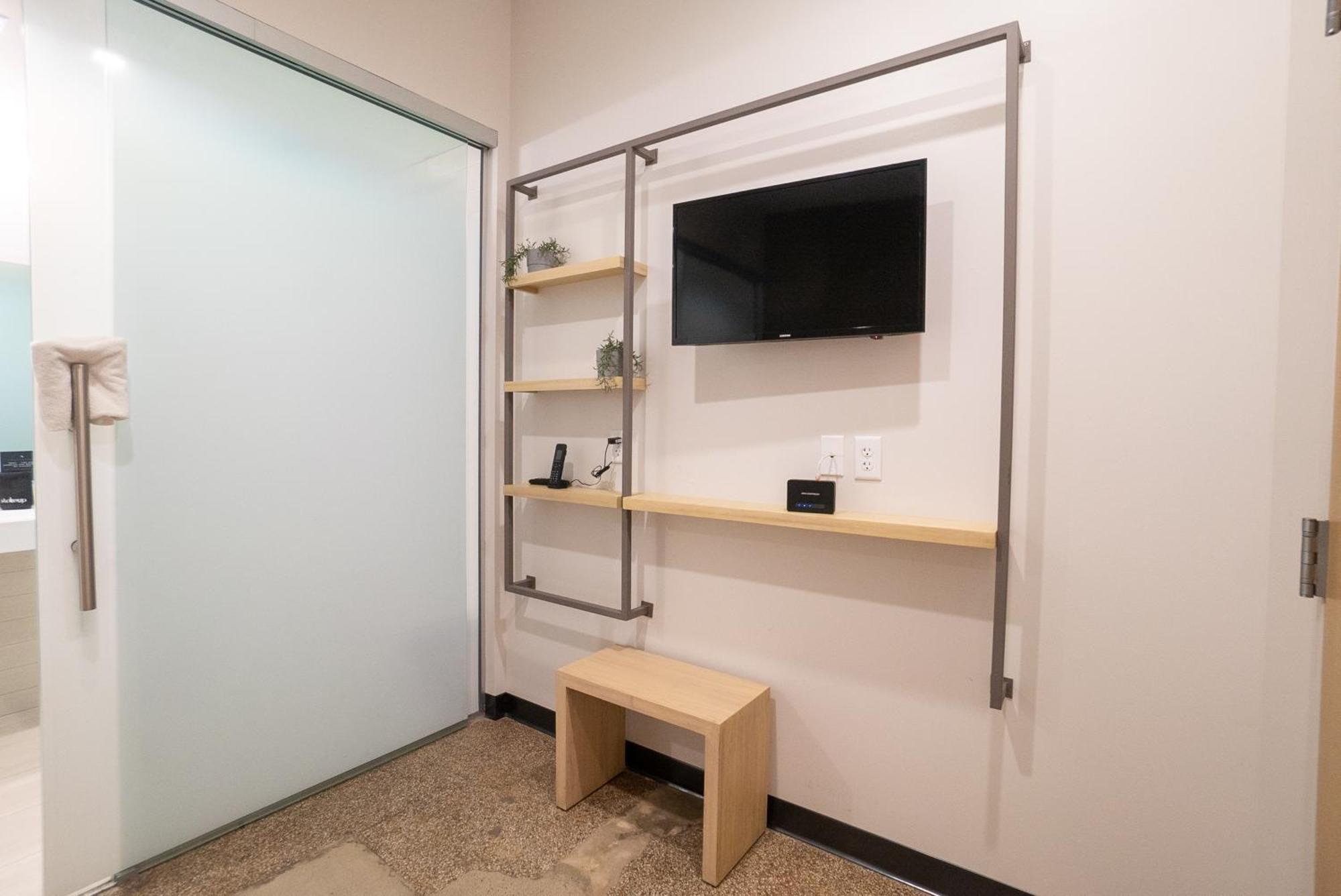 Queen Room Disability Access