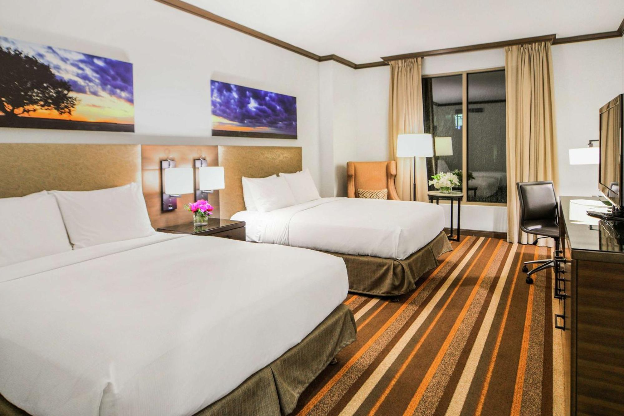 Queen Room Two Queen Beds