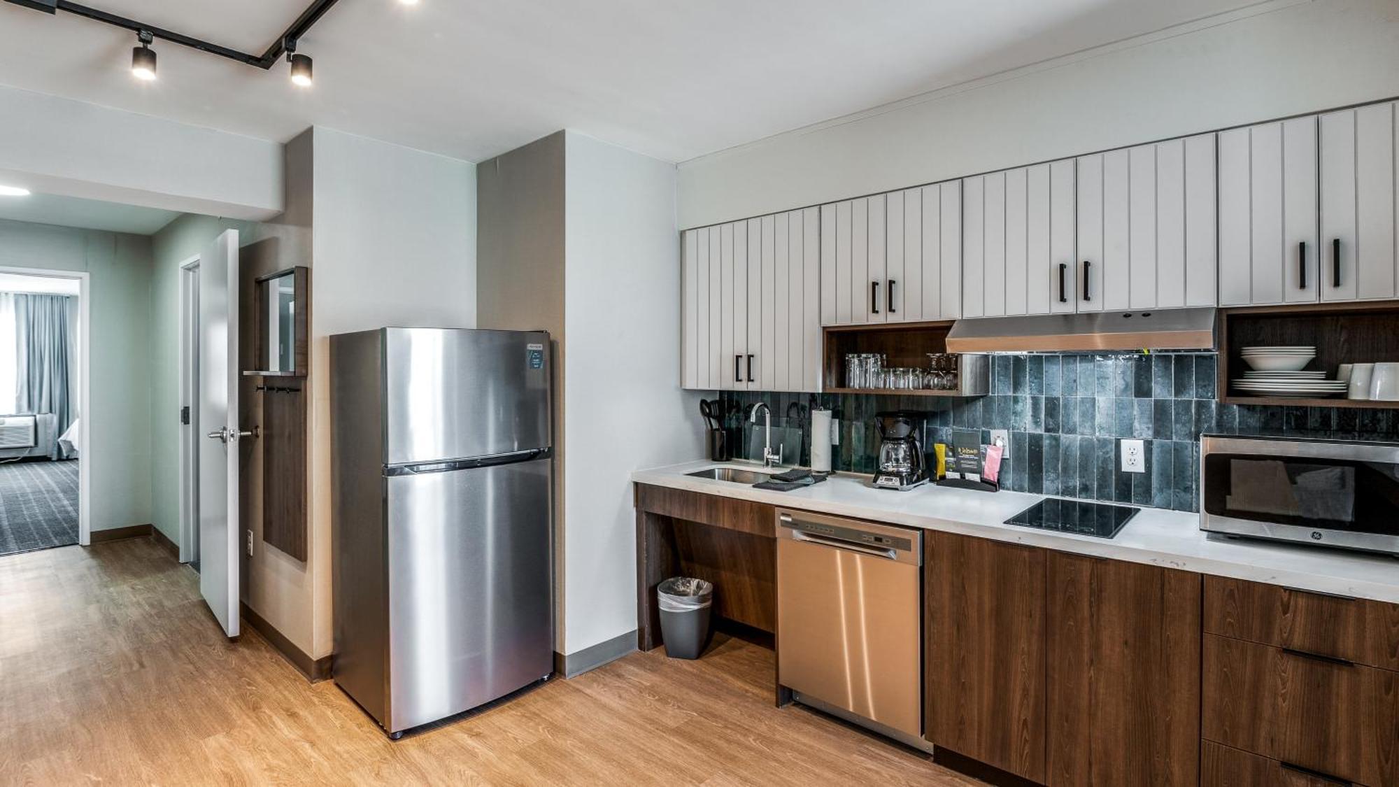 One-Bedroom Suite,1566927089:JPEG
