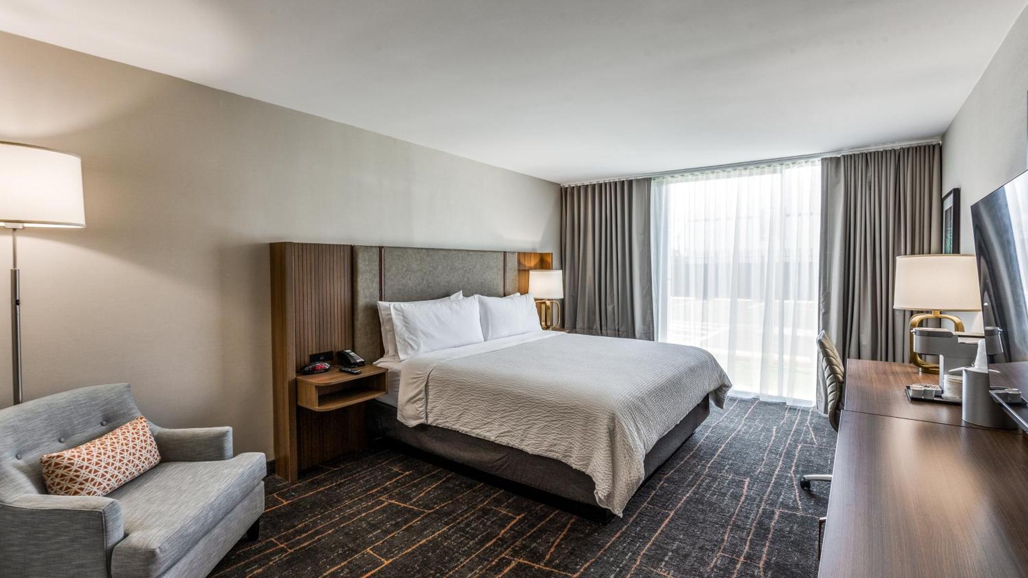 Standard King Room