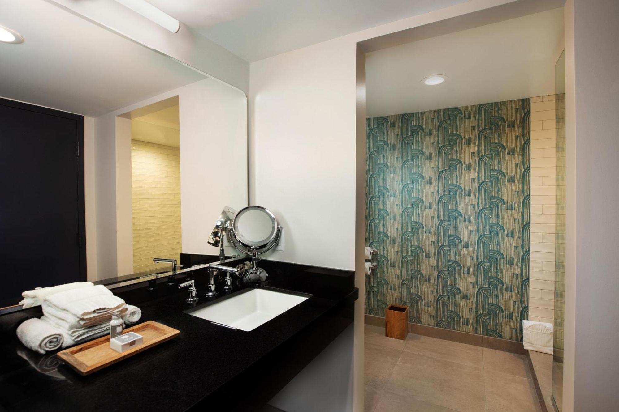 One-Bedroom King Suite with Sofa Bed,1632256590:JPEG