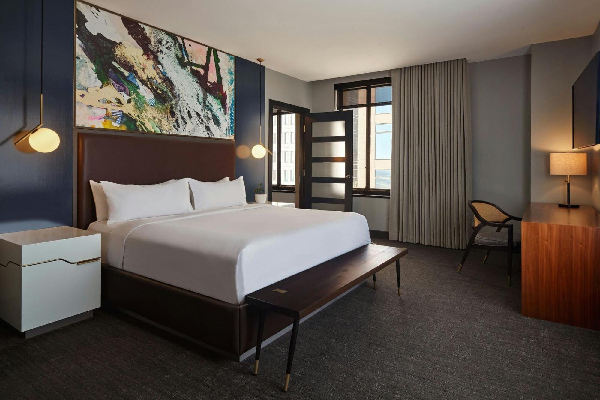 Junior King Suite with Sofa Bed