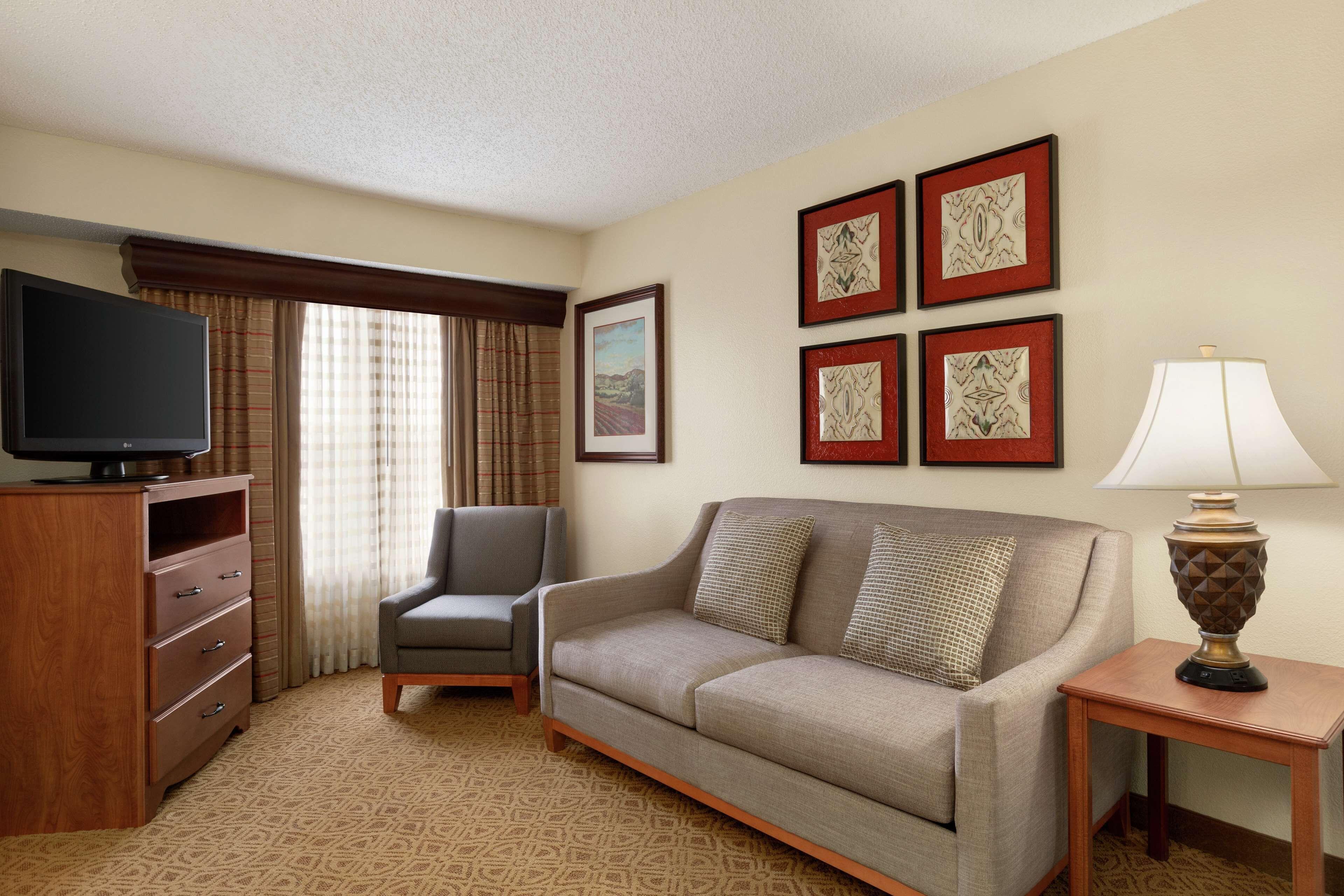 Premium King Suite