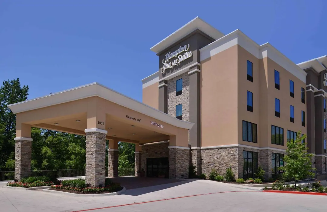 Hampton Inn & Suites Dallas Market Center-1