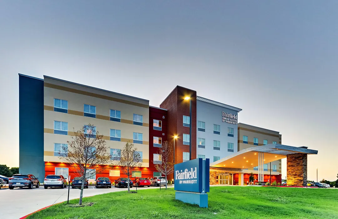 Fairfield Inn & Suites By Marriott Dallas Love Field-1