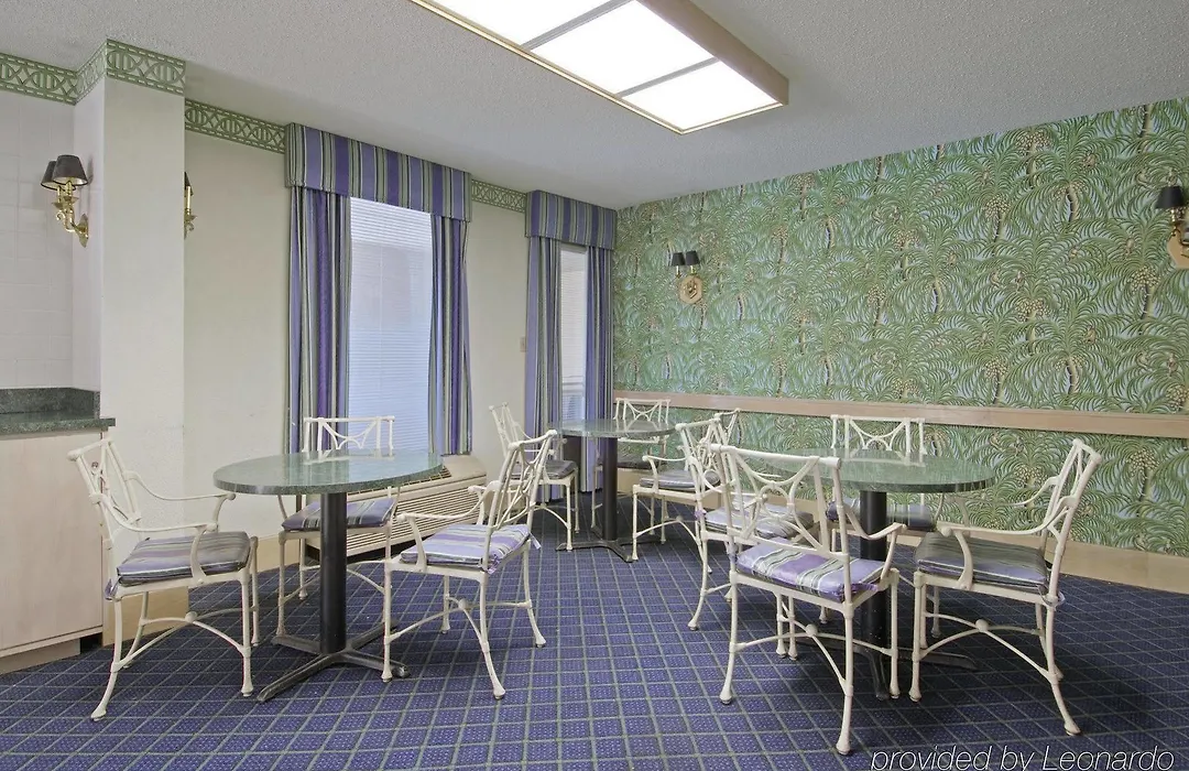 Americas Best Value Inn Dallas-1