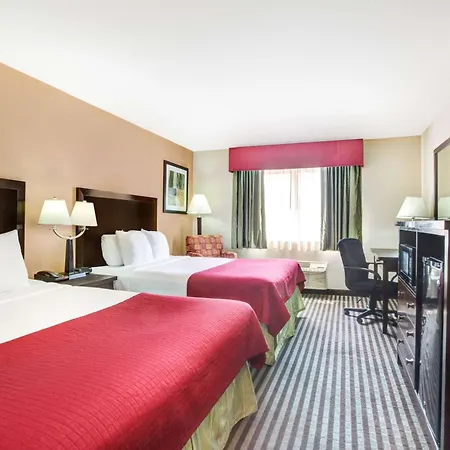 Baymont By Wyndham Dallas/ Love Field-3