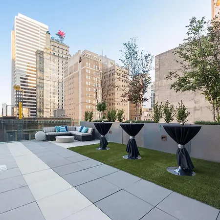 Hilton Garden Inn Downtown Dallas-3