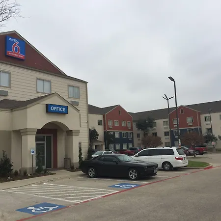 Studio 6 Dallas, Tx-2