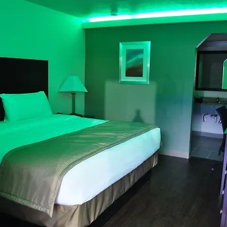 Trinity Suites Downtown Dallas-2