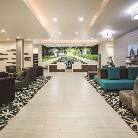 La Quinta By Wyndham Dallas - Richardson-3