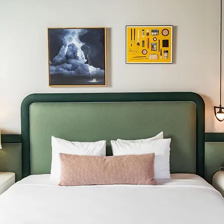 Canvas Hotel Dallas-2