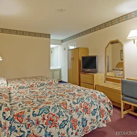 Americas Best Value Inn Dallas-2