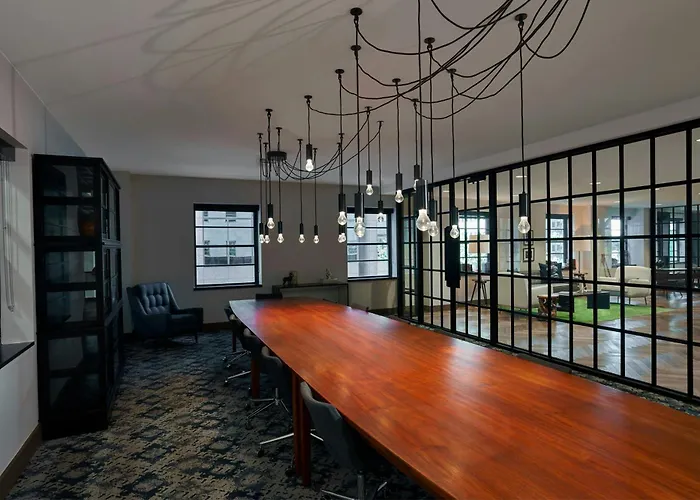 Renaissance Saint Elm Dallas Downtown Hotel
