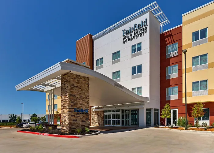 Fairfield Inn & Suites By Marriott Dallas Love Field