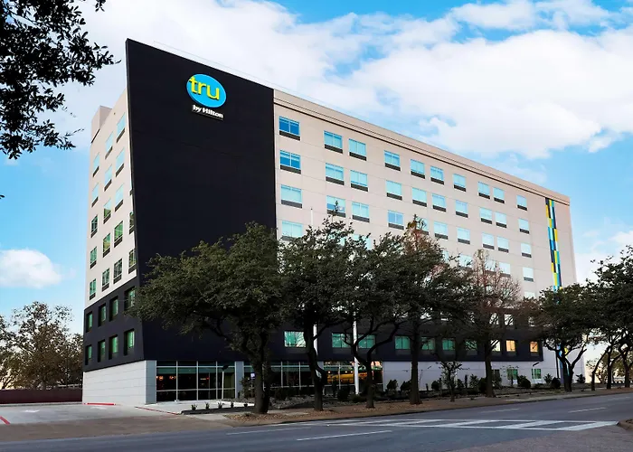 Tru By Hilton Dallas Market Center