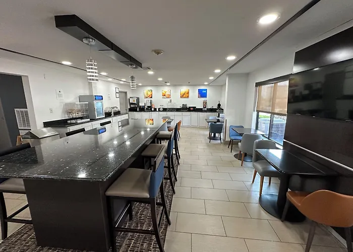 Comfort Inn Dallas Park Central